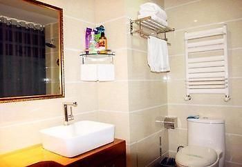 Fu Yuan Business Hotel- Luanchuan Gucheng  Buitenkant foto